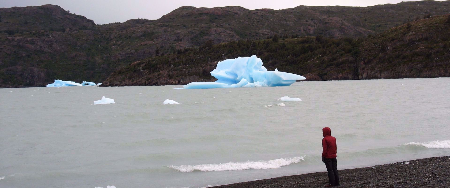 iceberg in Lake Grey
