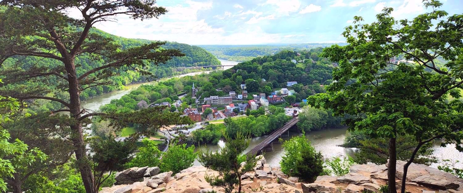 Women's active travel tour to Harpers Ferry