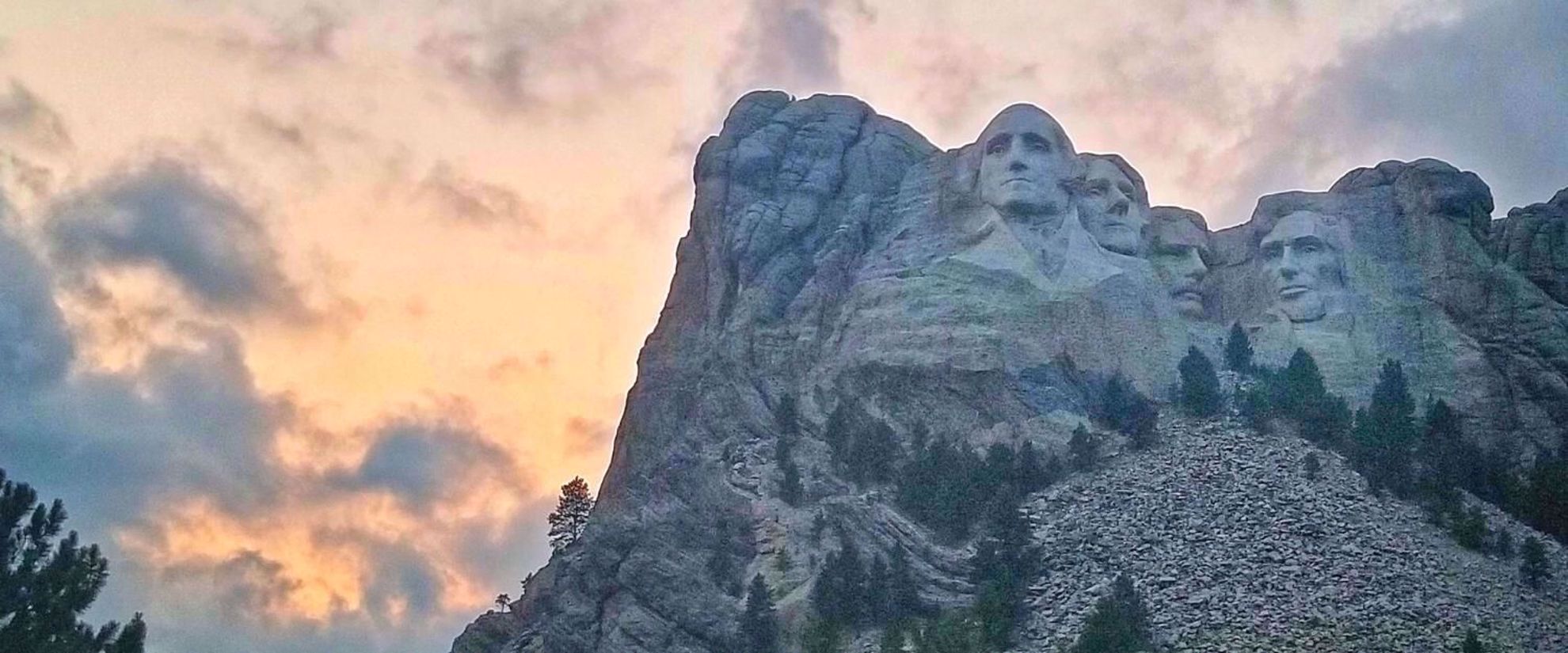 visit Mount Rushmore at sunset