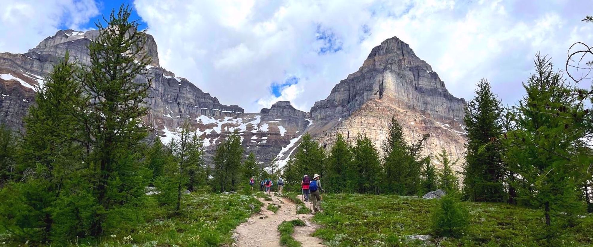 Trekking In The Canadian Rockies - 7 Amazing Multi-Day Backpacking  Adventures!