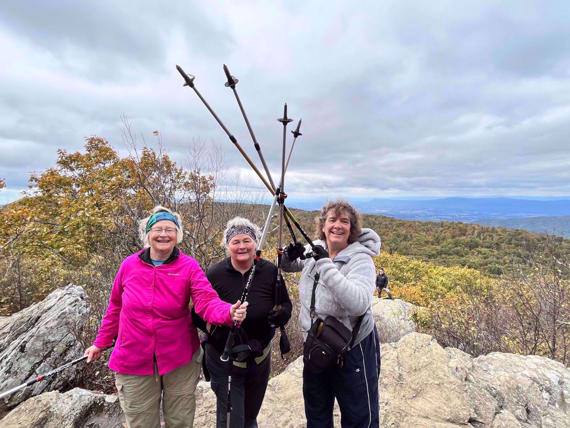 shenandoah national park lodge to lodge womens hiking trip