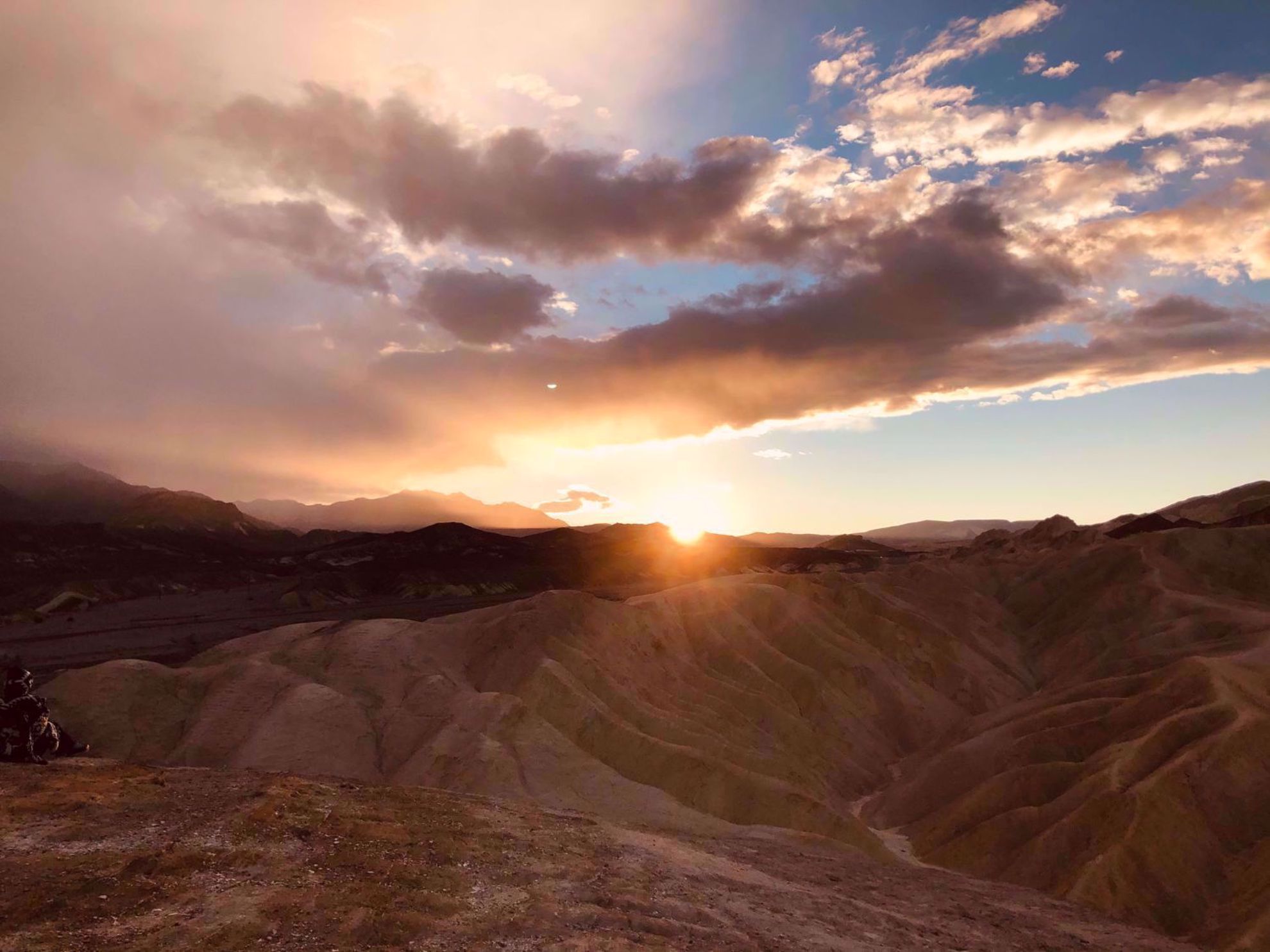 death valley national park sun set