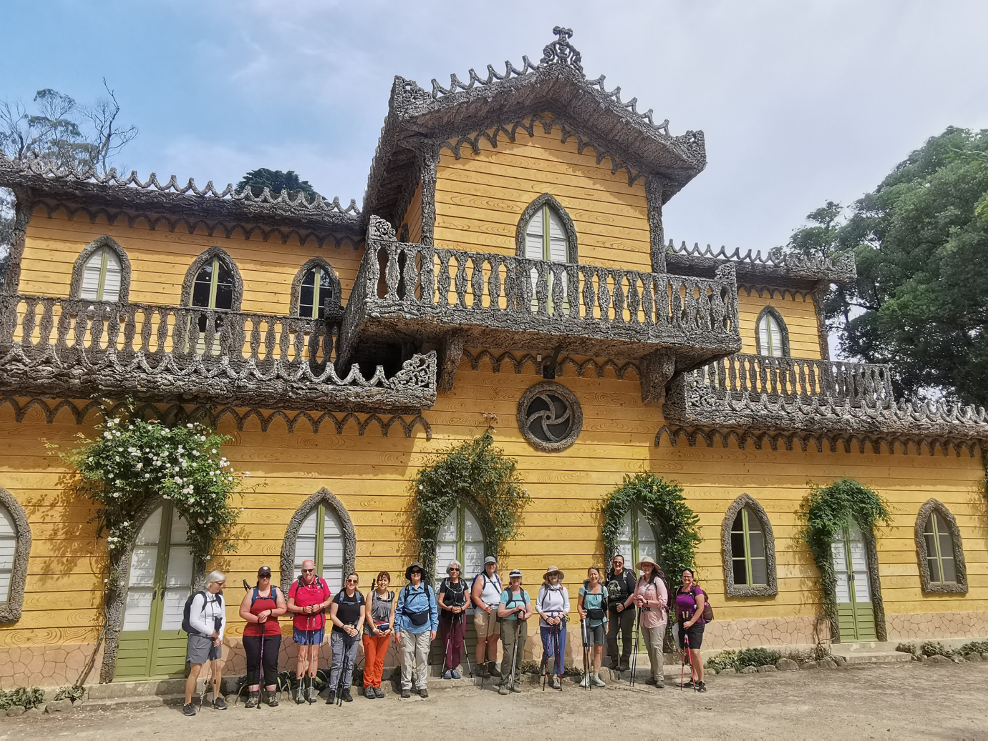 PHAC - group at historical house