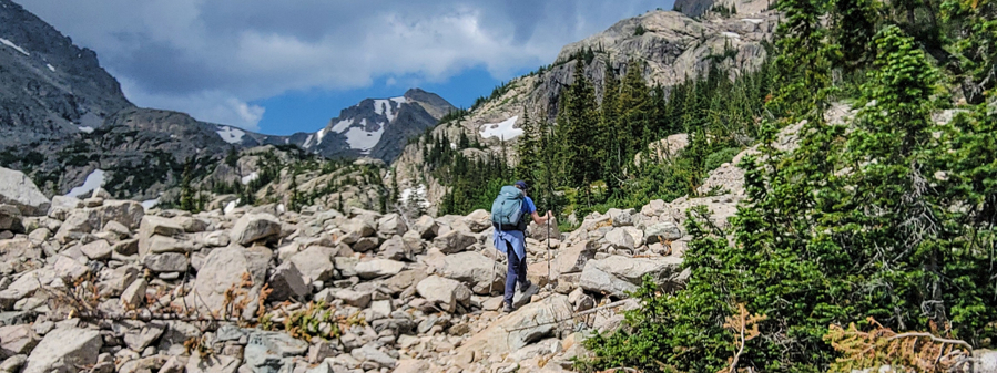 Hiking Knee Pain? A Checklist to Hike Strong & Long